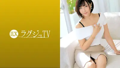 豪华TV 1546 「要你多舔我，要你打我屁股……」 爱舔阴、打屁股的淫荡美女按捺不住溢出的性欲出现在AV中！每次活塞被推进到她高度敏感的身体里，她都会尖叫，快感醉了！ ！