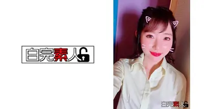 与石原 Sa○mi 看起来非常相似的性感剃光美丽女孩颜射 4P