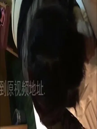 我女友愛吃屌就算被蒙面了還是知道我老二在哪裡