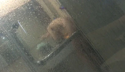 Secretly filming my girlfriend taking a shower!! In order to show off my girlfriend’s good figure to my best friend~