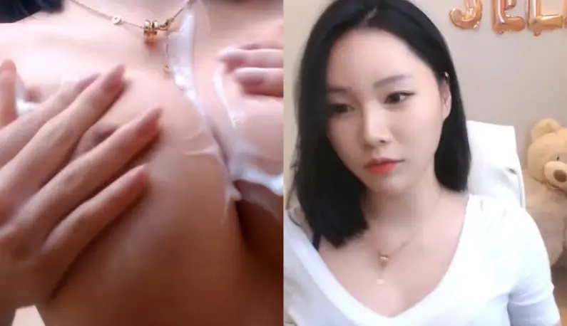[Korea] Live broadcast of bathing!! Rub grandma with soap bubbles~Massage vigorously to make her grow bigger~