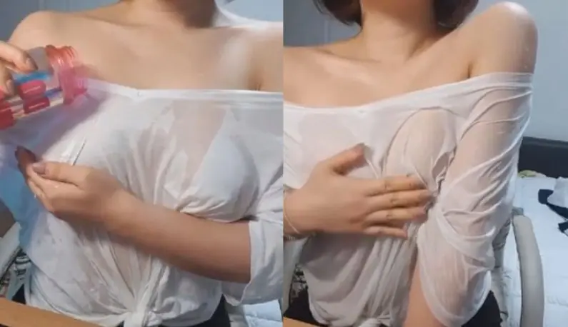 [韩国] 若隐若现的秘密，就是穿白色上衣让胸前湿透！