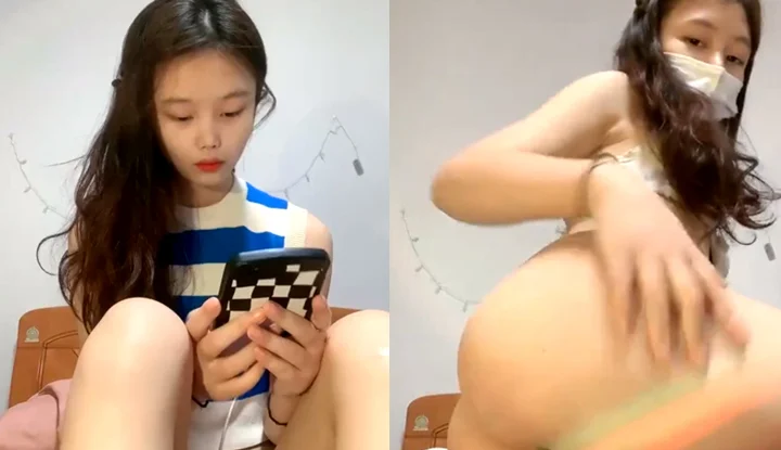 Shanghai college students live stream porn to earn pocket money, strip off and raise their legs to expose their pussy, begging for sex~