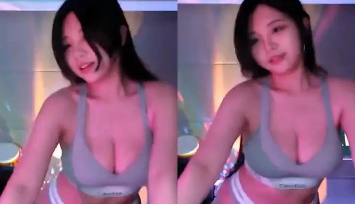 [South Korea] Wearing a sports bra and jumping up and down, two big boobs almost came out
