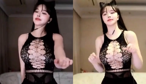 [Korea] Wearing a busty outfit and dancing the breast shaking dance made a lot of money~